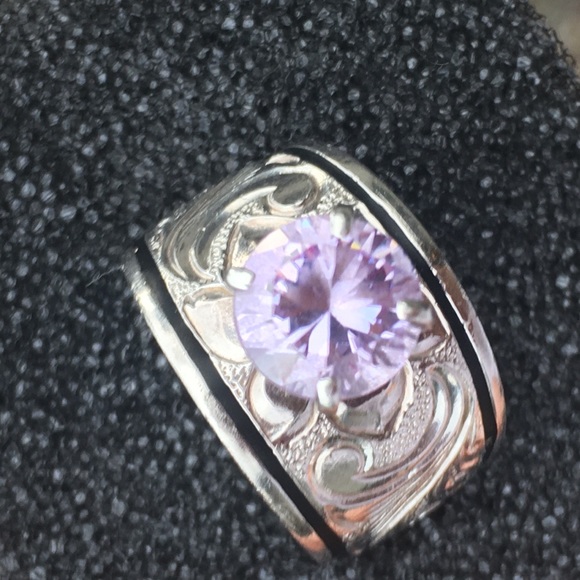 Hawaiian 2Kt CZ Heirloom Solitaire Ring S Silver - Picture 6 of 8